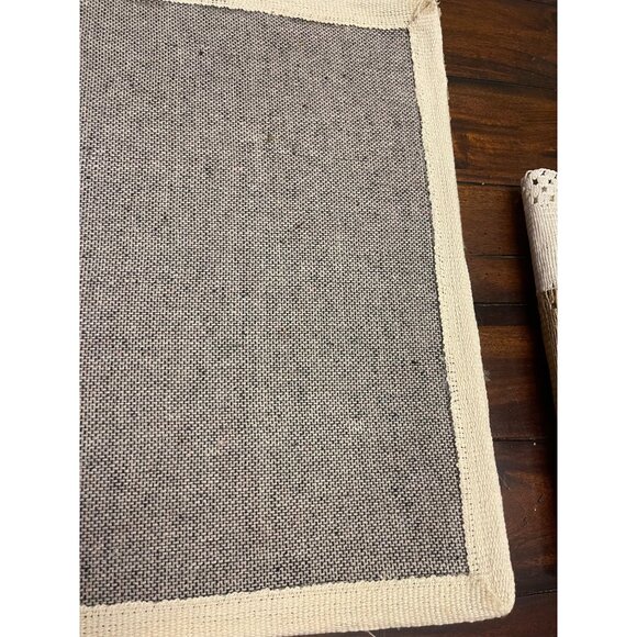 Christmas Mat Happy Holidays Poinsettias Retro Hooked Rug - Picture 7 of 8